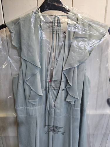 Maids measure light blue - to, measure.