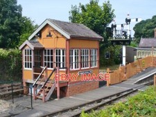 PHOTO  CHINNOR  SIGNAL BOX ON THE CHINNOR AND PRINCES RISBOROUGH HERITAGE RAILWA