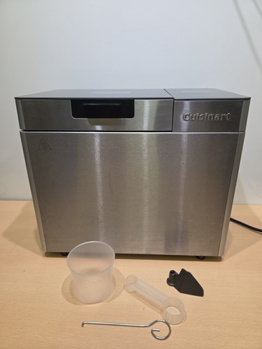 Cuisinart cbk250u bread maker - cuisinart,