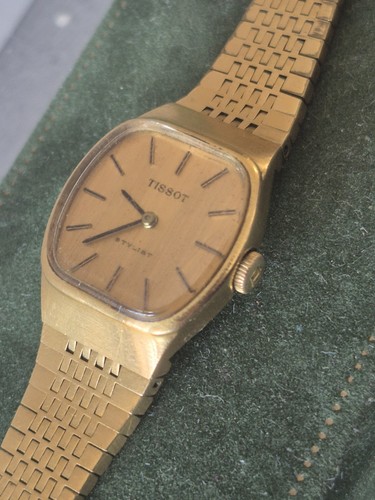 Vintage tissot hand winding - vintage, hand-winding
