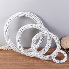 1pc White Garland Wicker Round