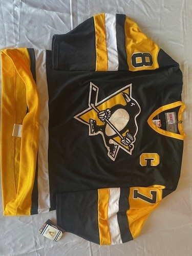 Sidney crosby signed - sidney,