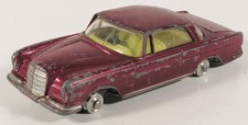 MERCEDES-BENZ 220 SE COUPE 253 230 CORGI TOYS VINTAGE GT BRITAIN AGJ