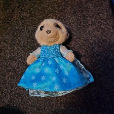 Meerkat ayana as elsa frozen