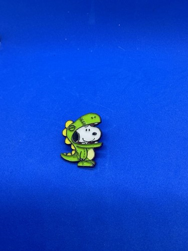 Snoopy and the - snoopy, green