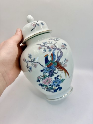Vintage chinoiserie style - vintage,