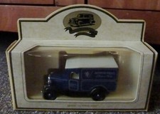 Lledo Chevrolet Van Austin Reed