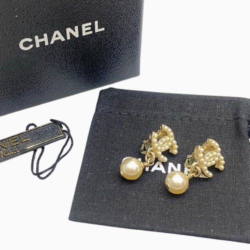 Authentic chanel vintage - chanel, pearl