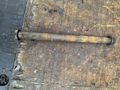 Ktm125 swing arm bolt - bolt,
