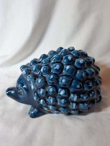 Vintage trentham art pottery - trentham,