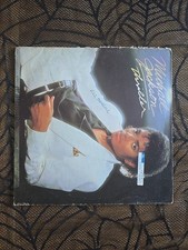 MICHEAL JACKSON  "THRILLER "  CLASSIC VINYL  ALBUM RECORD 1982 (USED)