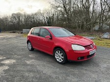 Breaking 2005 VW Golf MK5