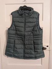 Ladies F&F Gilet Size Large Green