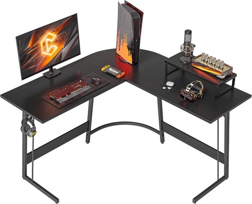 Cubicubi shaped gaming desk - shaped,