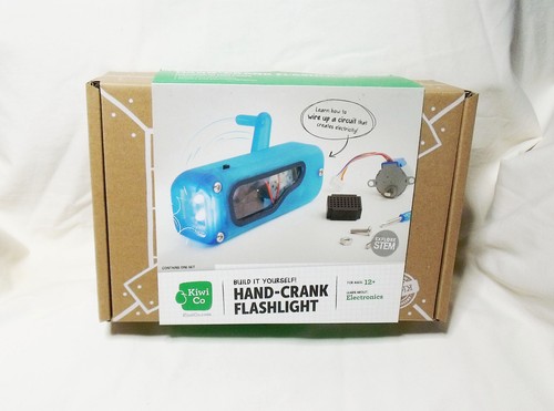 Hand crank flashlight - flashlight,, build