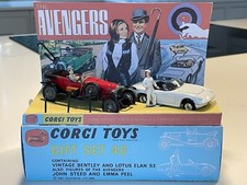 Corgi Gift Set (GS) 40 VNM