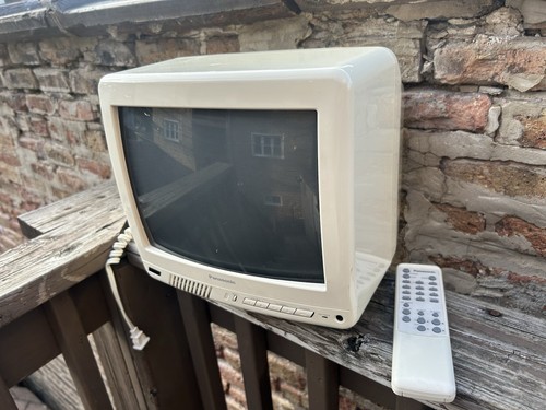 Vintage panasonic color tv - panasonic, 11"