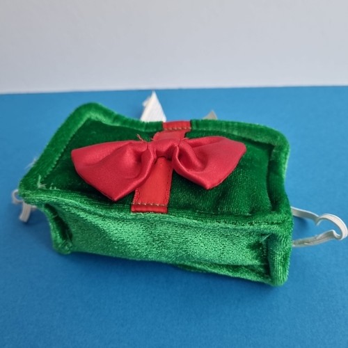 Build bear present box - build, bow