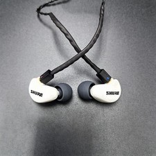 Shure SE215 Wired Earbuds Sound Isolating In-Ear Professional Headphones White