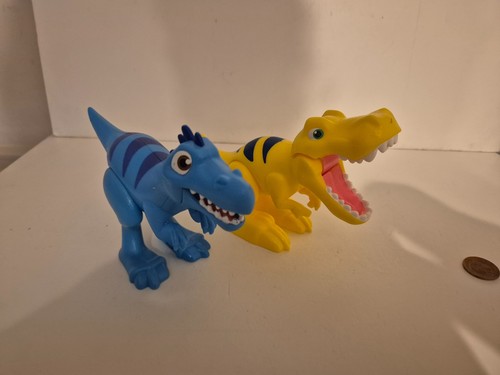 Paw patrol dinosaur figure - paw,