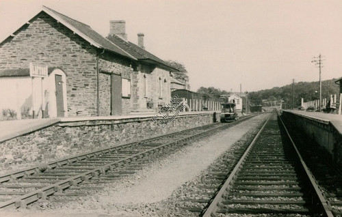 Lifton train station - station, (south