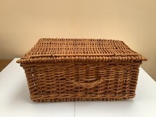 Wicker Picnic Basket / Hamper - Empty