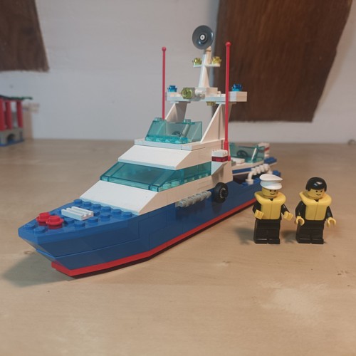 Lego coastal cutter 6353 - cutter,