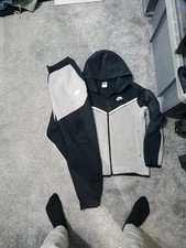 Old Season Black Grey Nike