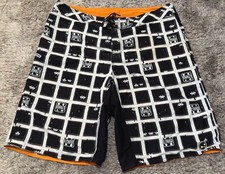 E110 Maui & Sons Space