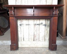 AN ELEGANT RECLAIMED ANTIQUE MAHOGANY FIRE SURROUND C.1935 FS0402