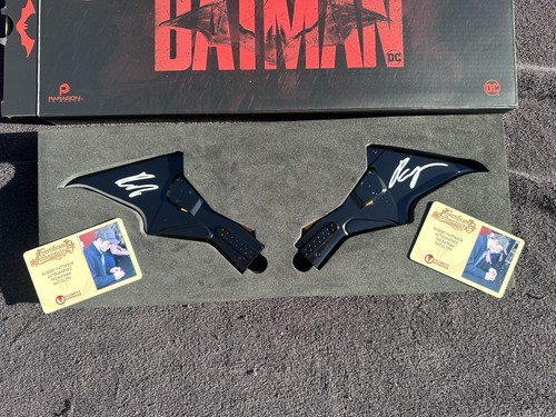 Robert pattinson autographed - robert,