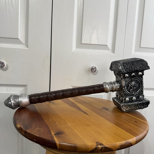 World warcraft doomhammer - of,