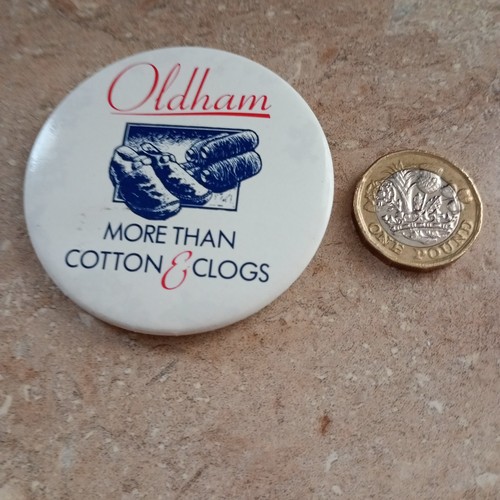 Pin badge oldham - pin, more