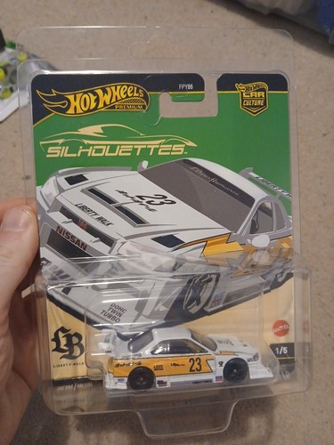 Hot wheels premium silhouettes - hot,