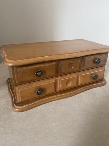 Vintage wooden jewellery box - vintage,