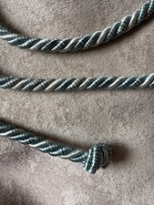 1m78 (70”) curtain tie back
