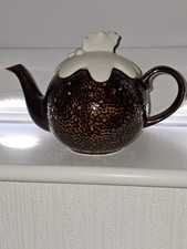 Christmas Pudding Decorative Teapot