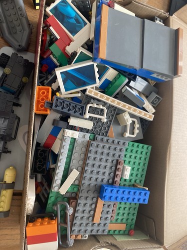 Box assorted lego - box,