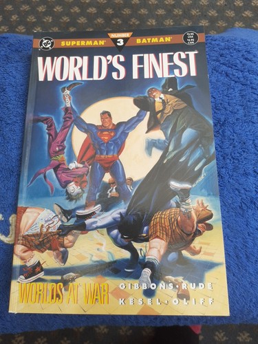 Batman superman world - batman/superman:, world's