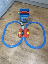 Tomy TrackMaster Thomas & Friends Motor Road & Rail Thomas Bucket Set Complete