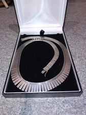 Vintage articulated collar necklace