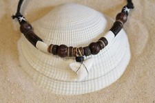 BRAND NEW SHARK TOOTH NECKLACE