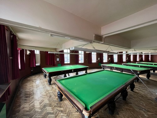 Used full size snooker - full,