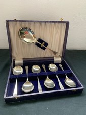 Vintage dessert spoon set - 6 spoons, large serving spoon & presentation case