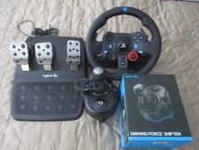 Logitech G29 Racing Steering Wheel Comes with Gear Shifter and Also With Pedals