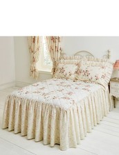 Charlotte Fitted Bedspread by