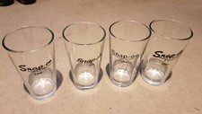 Snap-on drinking glass set of