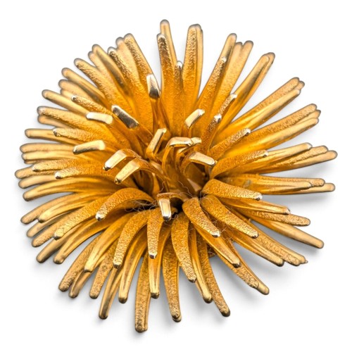 Vintage gold tone sea - gold,