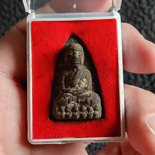 Thai buddha clay amulet luang - thai,