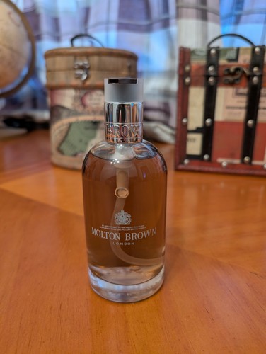 Molton brown london - molton,